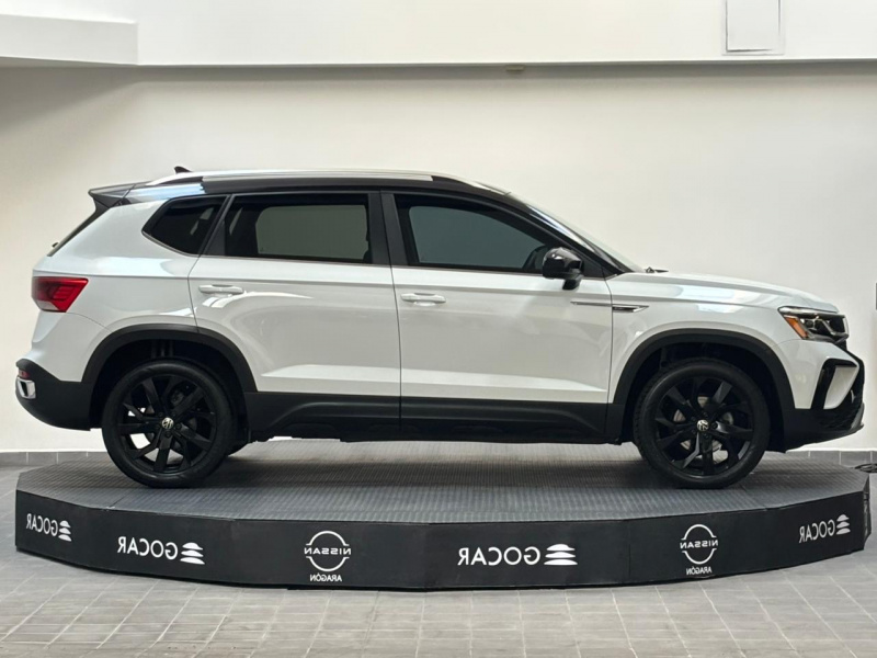Volkswagen Taos  5 pts. Highline Black, 1.4T, 150 HP, TA, piel, f. led, TP, rieles en techo, RA-18 2022